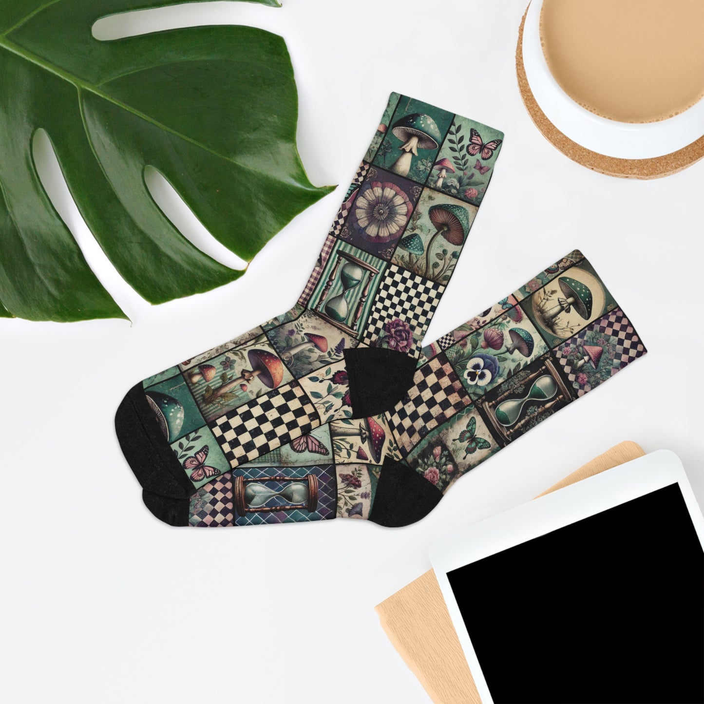 Stretchy Eco-Friendly Socks - Victorian Wonderland